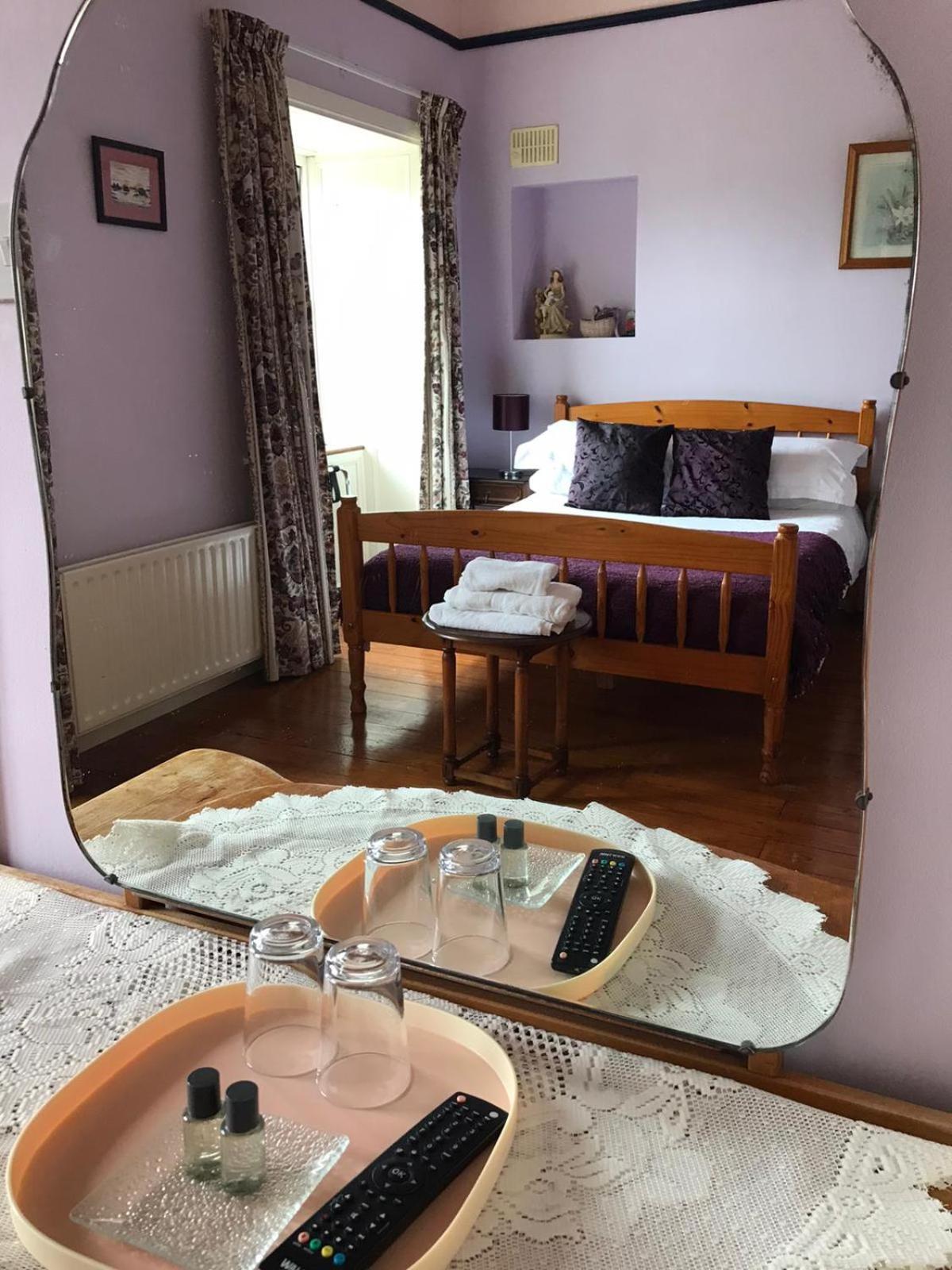 Kilburn House B&B Milltown  ภายนอก รูปภาพ
