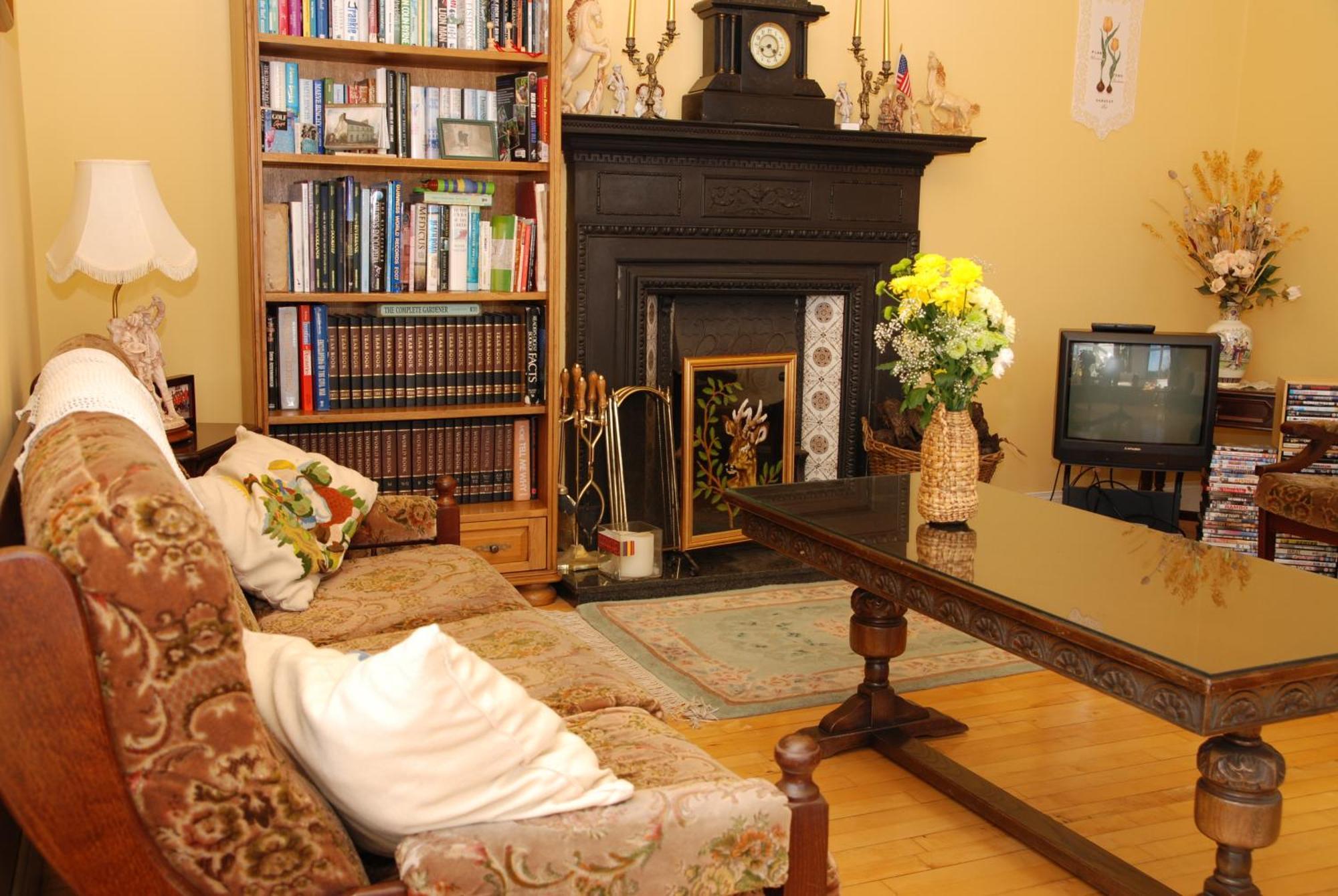 Kilburn House B&B Milltown  ภายนอก รูปภาพ
