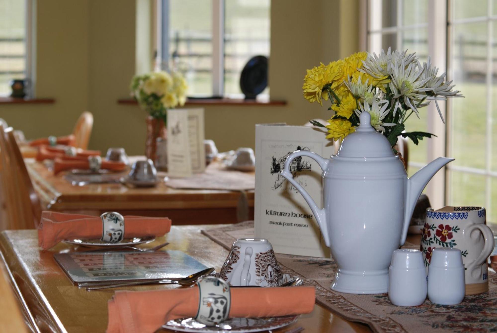 Kilburn House B&B Milltown  ภายนอก รูปภาพ